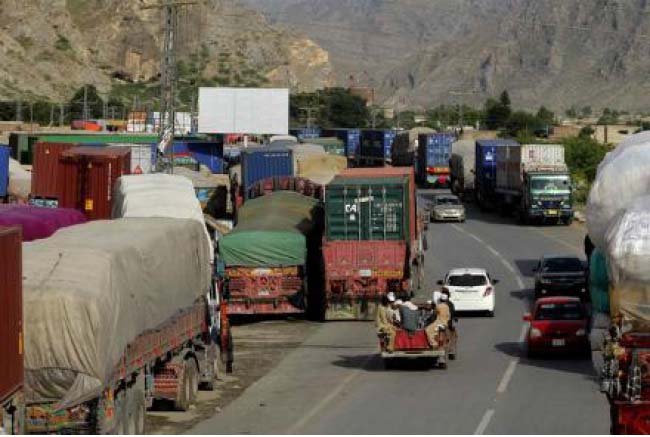 Pakistani Fruit, Vegetables Enter Afghanistan Without Test